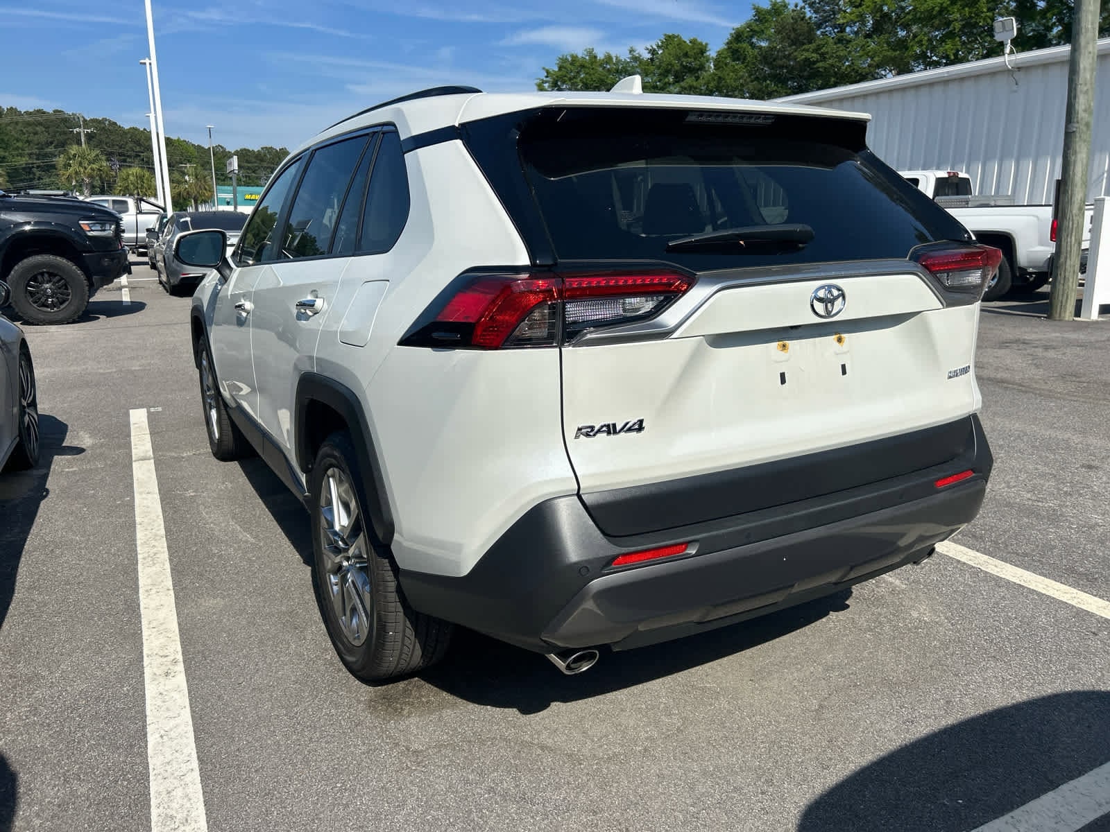 2021 Toyota RAV4 Limited photo 2