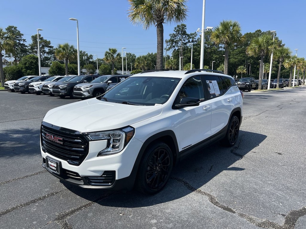Used 2023 GMC Terrain SLE SUV