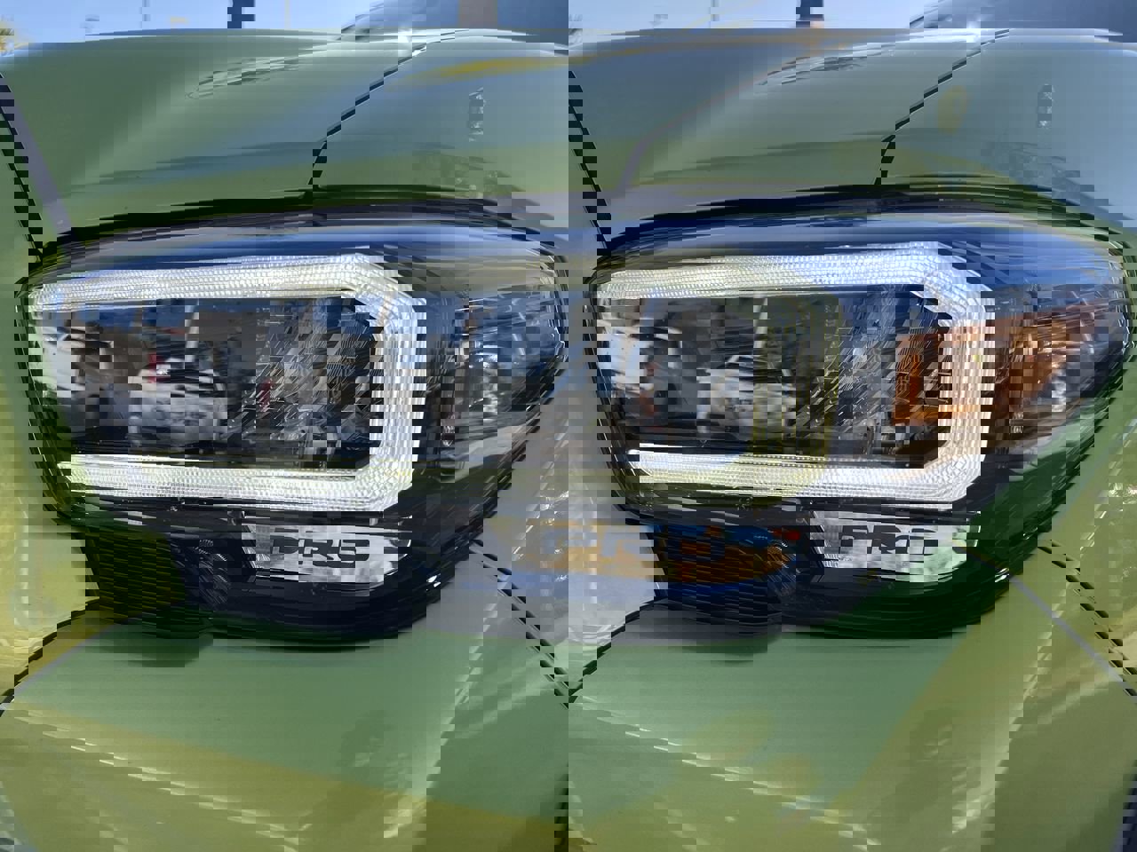 2022 Toyota Tacoma TRD Pro photo 5