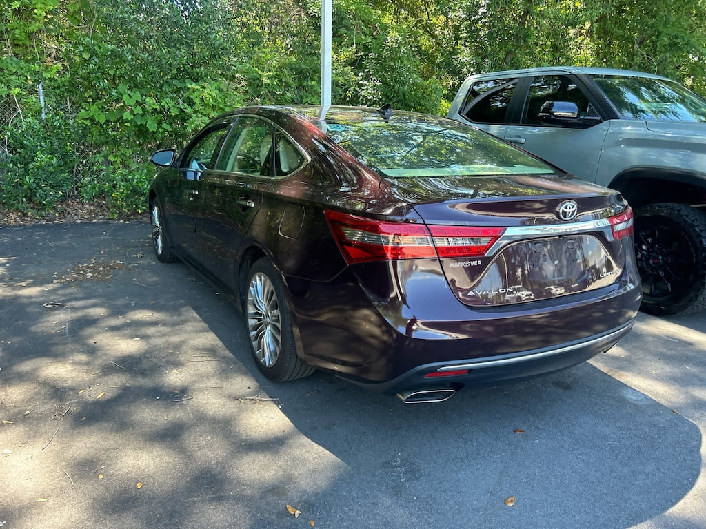 Used 2016 Toyota Avalon Limited Sedan