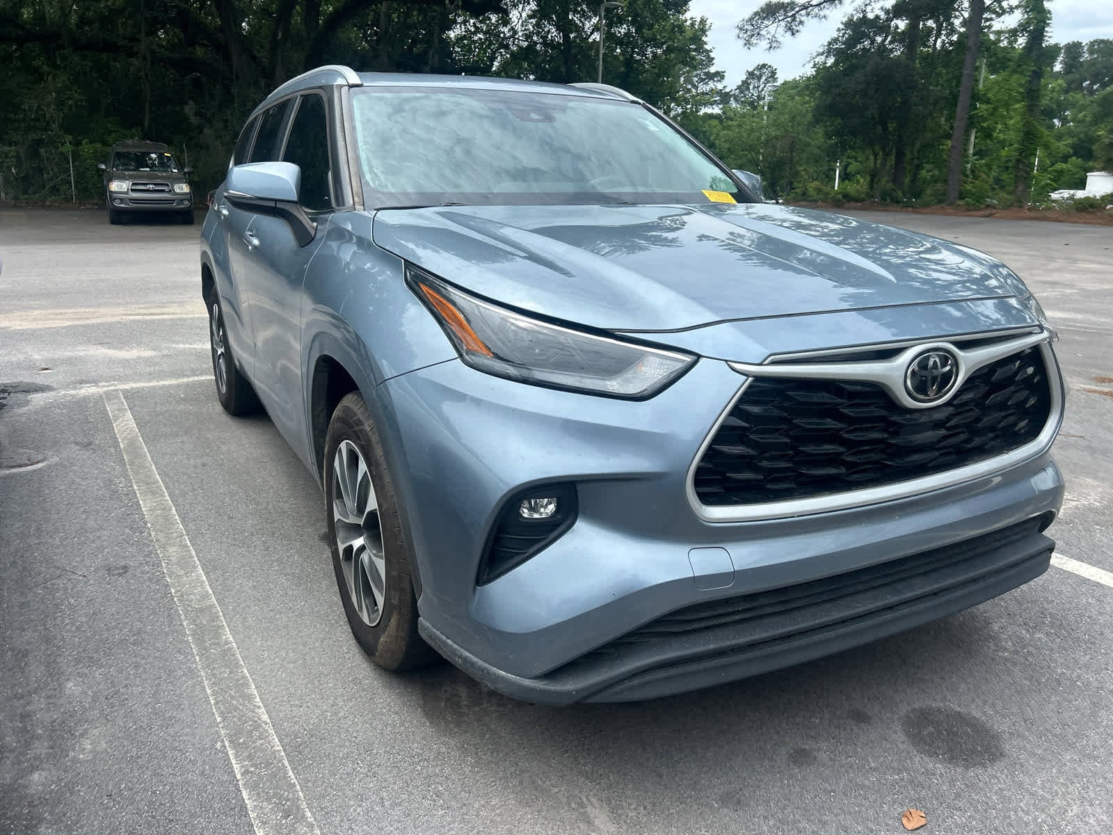 2023 Toyota Highlander XLE photo 6