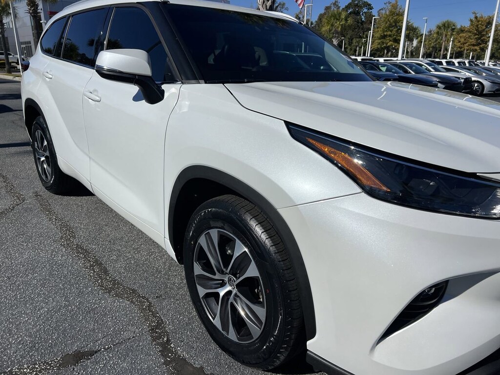 Certified 2022 Toyota Highlander XLE SUV
