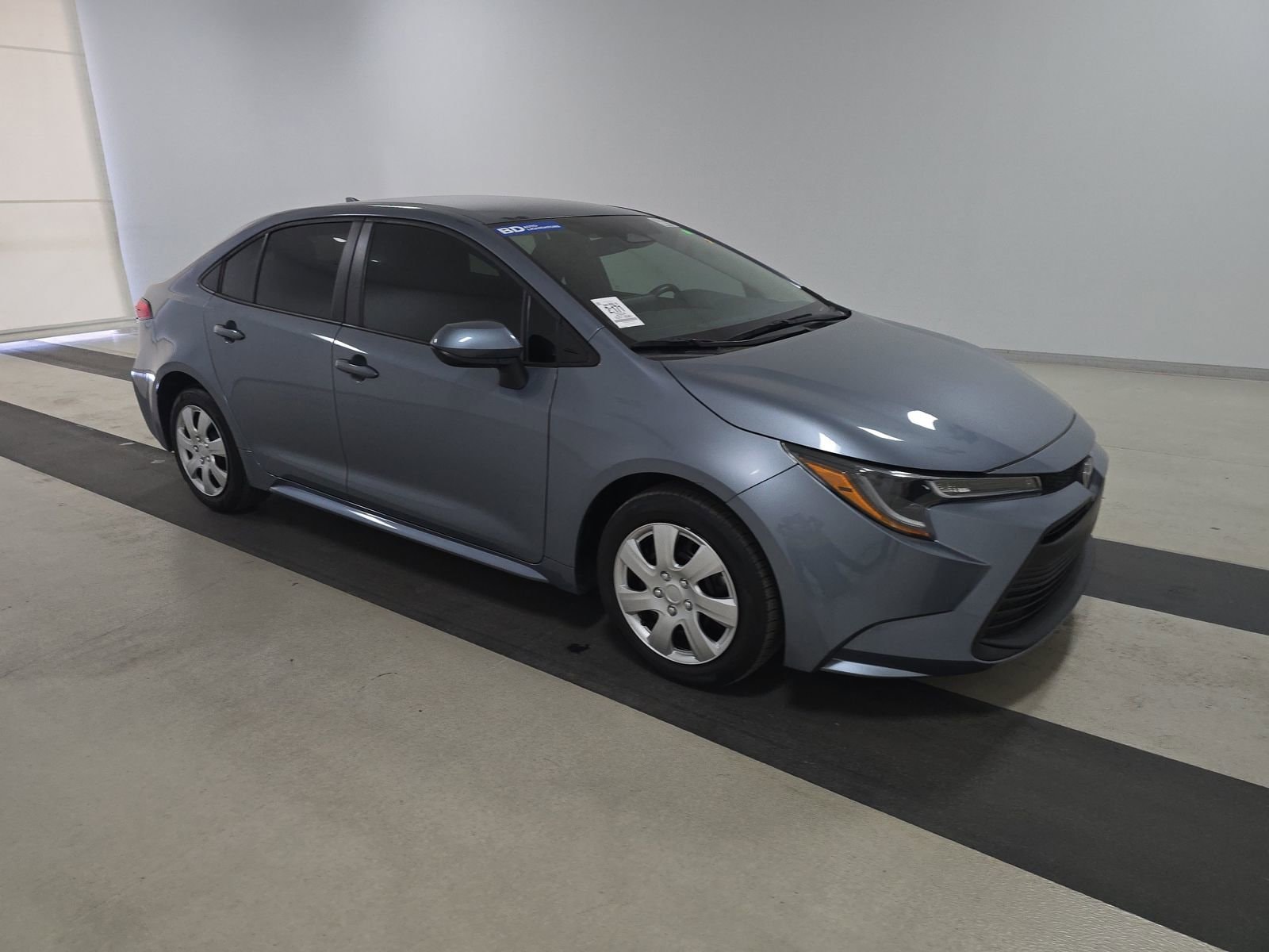 2024 Toyota Corolla LE photo 3