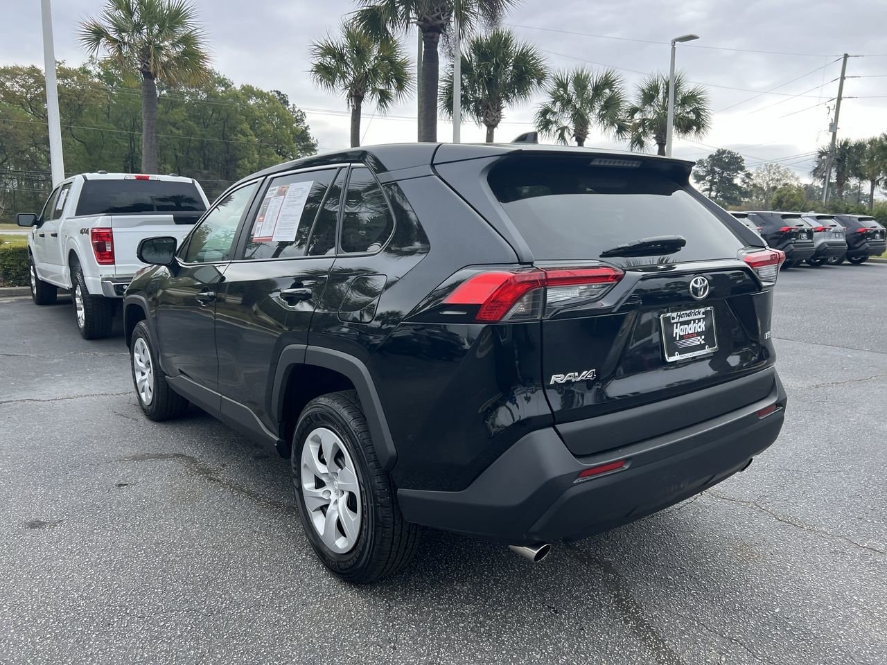 2025 Toyota RAV4 LE photo 3