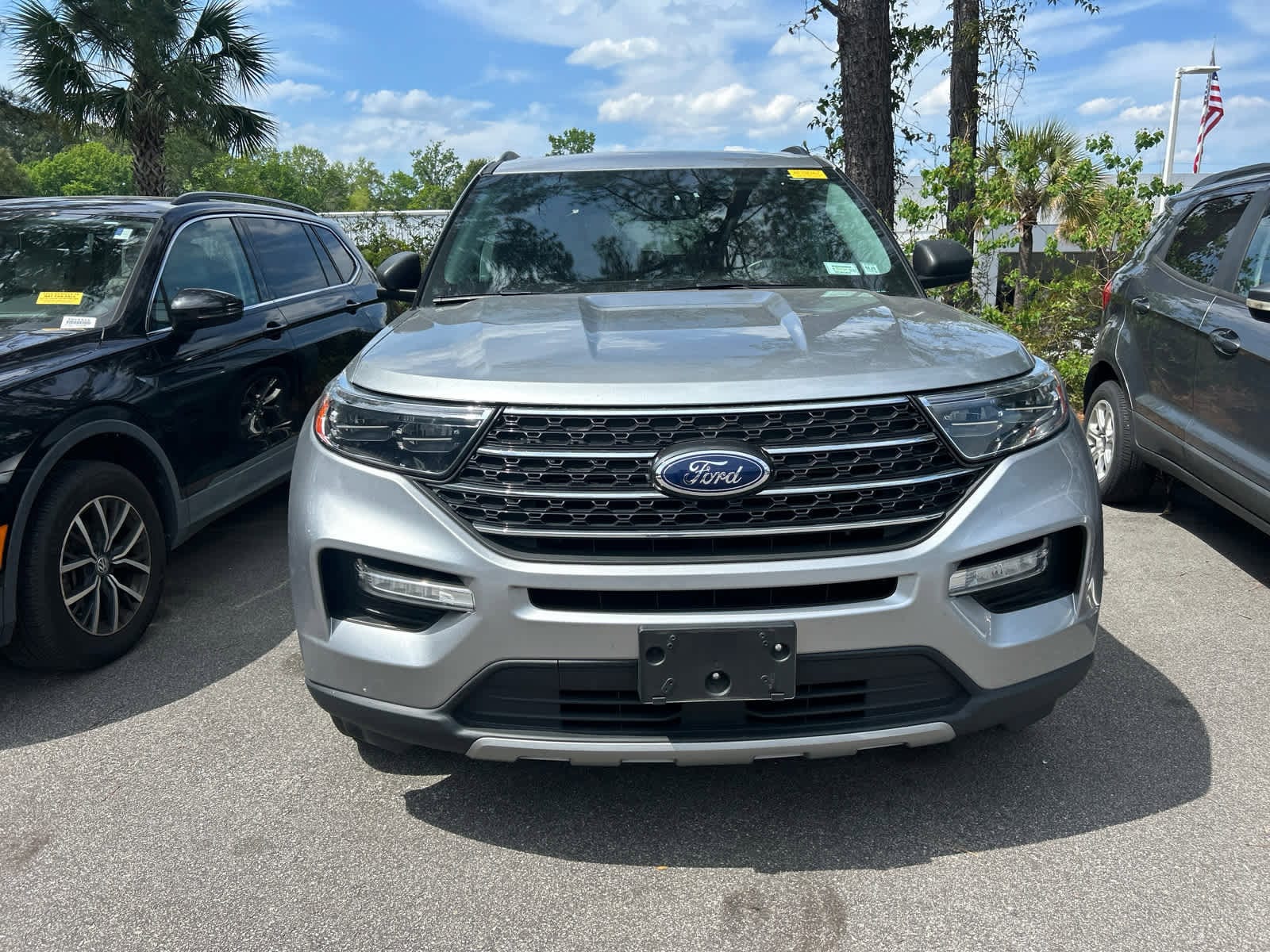 2022 Ford Explorer XLT photo 2