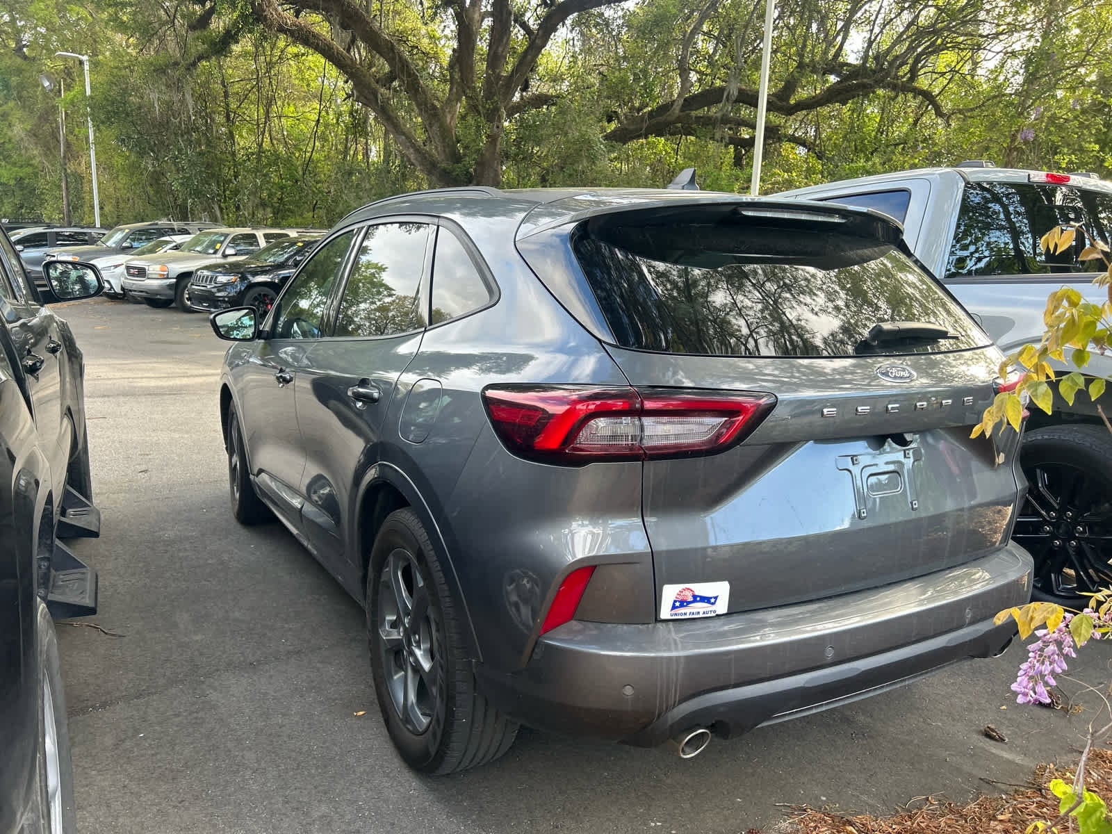2023 Ford Escape ST-Line photo 6
