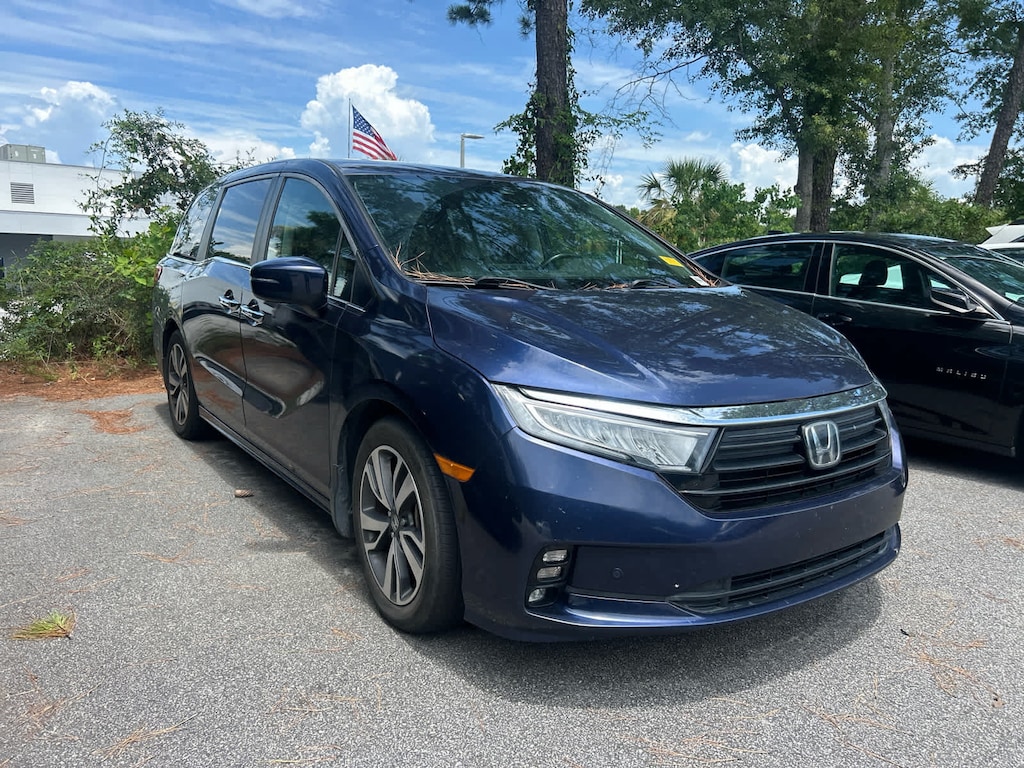 Used 2021 Honda Odyssey Touring Minivan