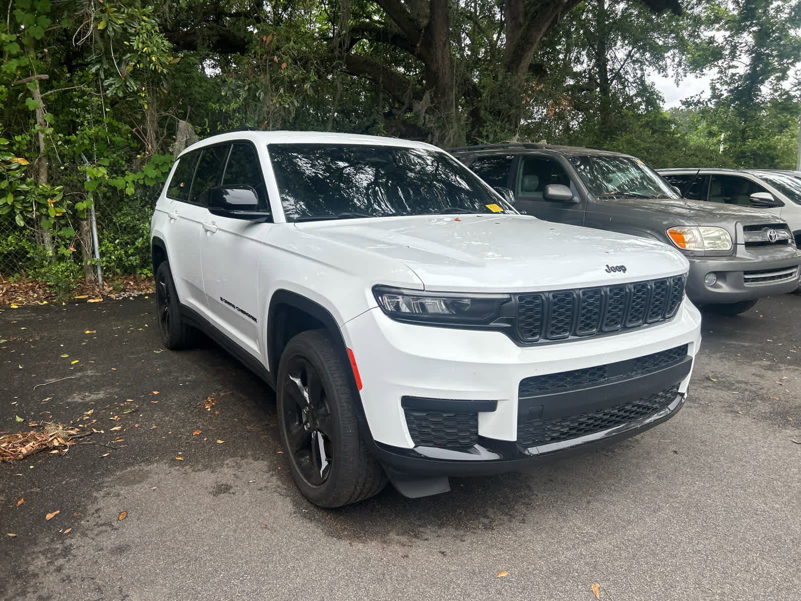 2023 Jeep Grand Cherokee L Altitude photo 6
