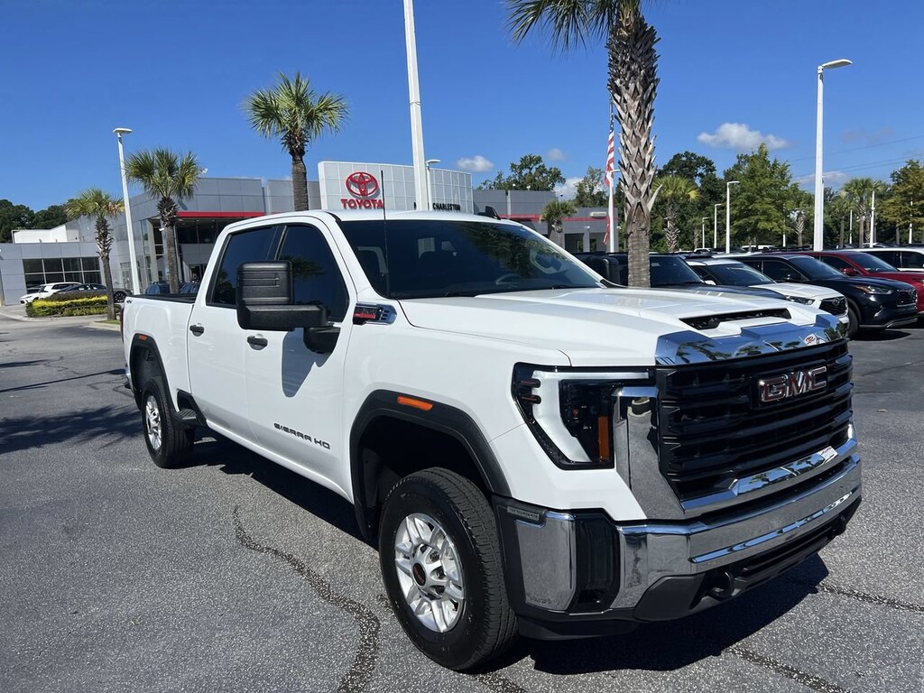 Used 2025 GMC Sierra 2500HD Pro Pickup