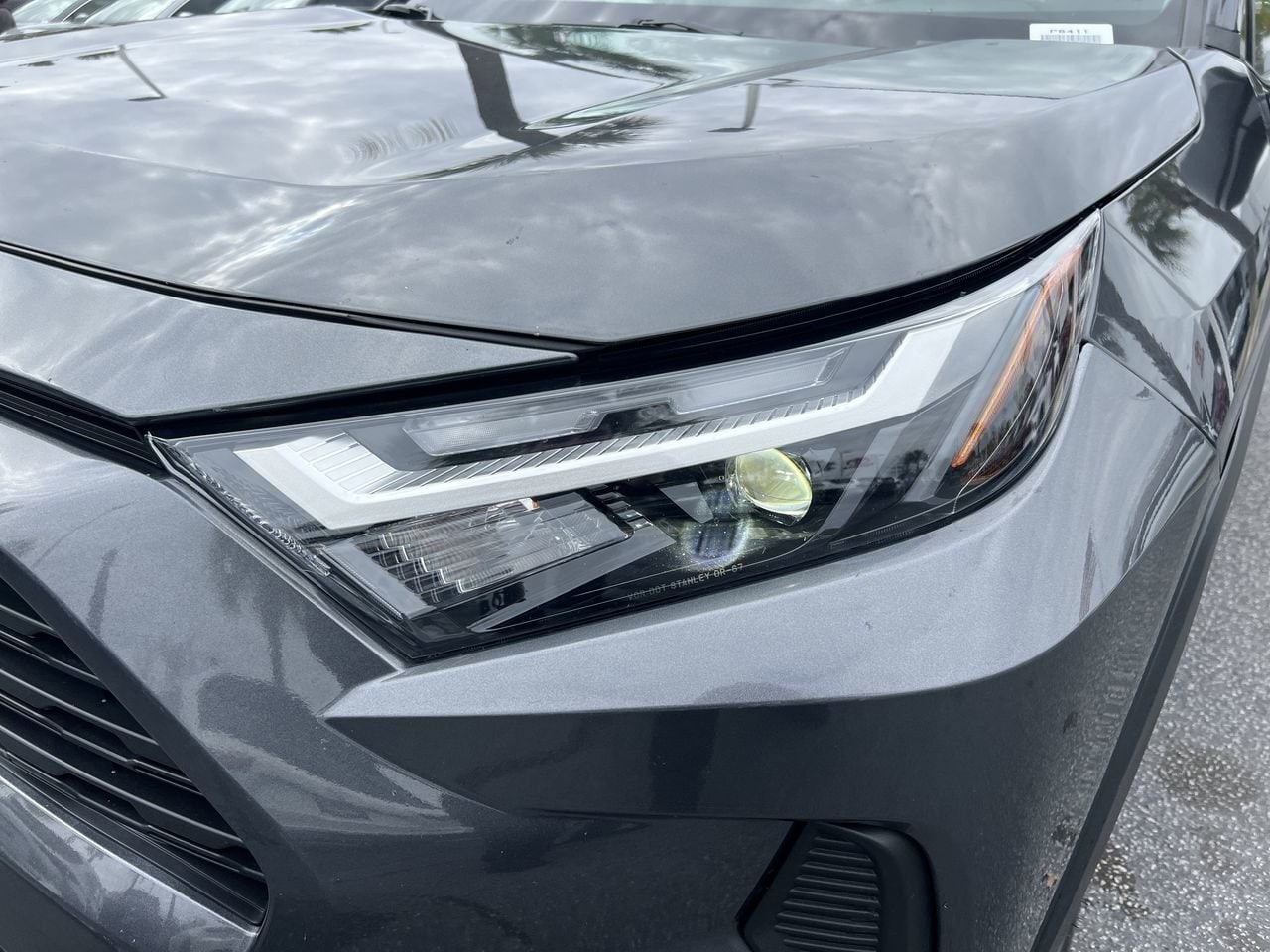 2024 Toyota RAV4 LE photo 5