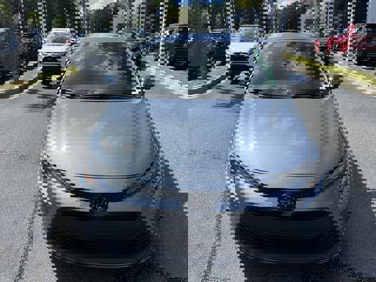 2023 Toyota Corolla LE photo 2
