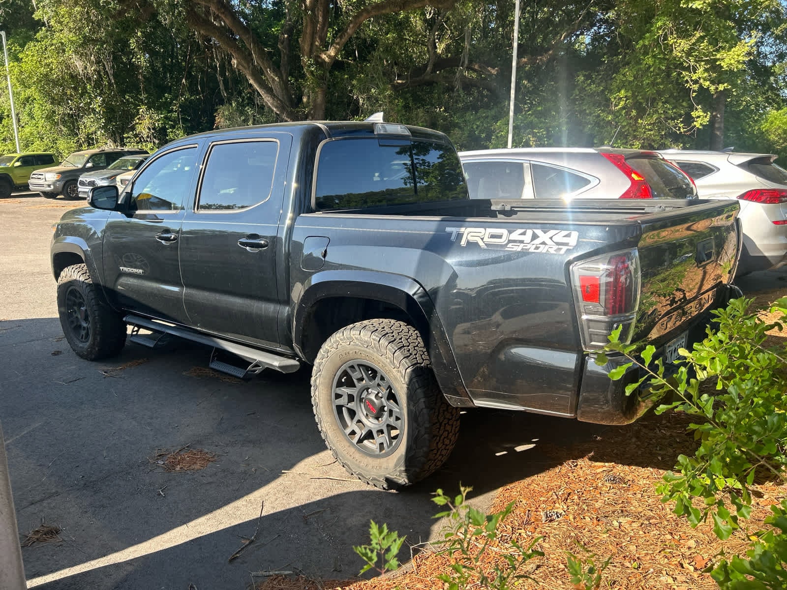2018 Toyota Tacoma TRD Sport photo 6