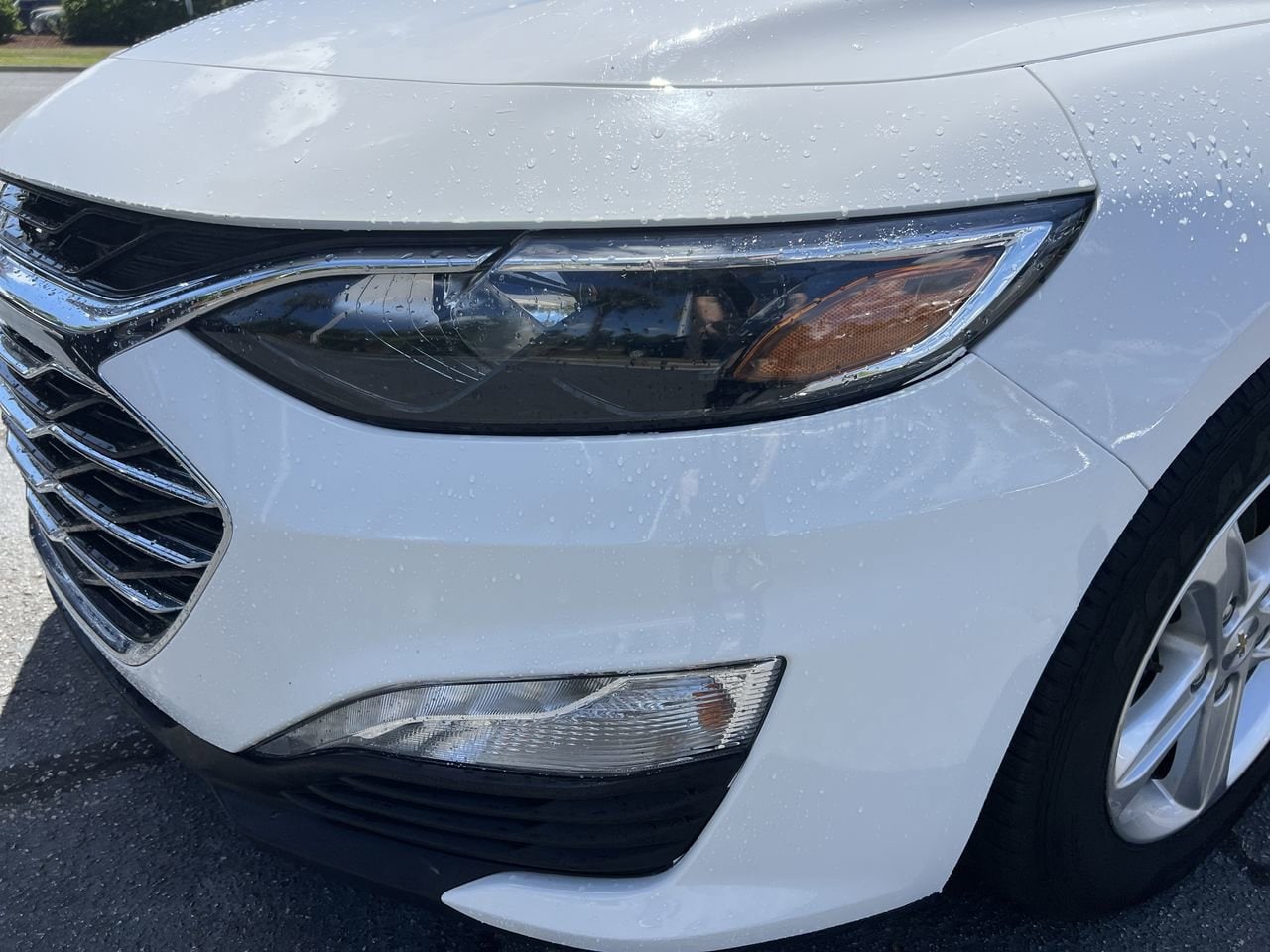 2023 Chevrolet Malibu LT photo 5