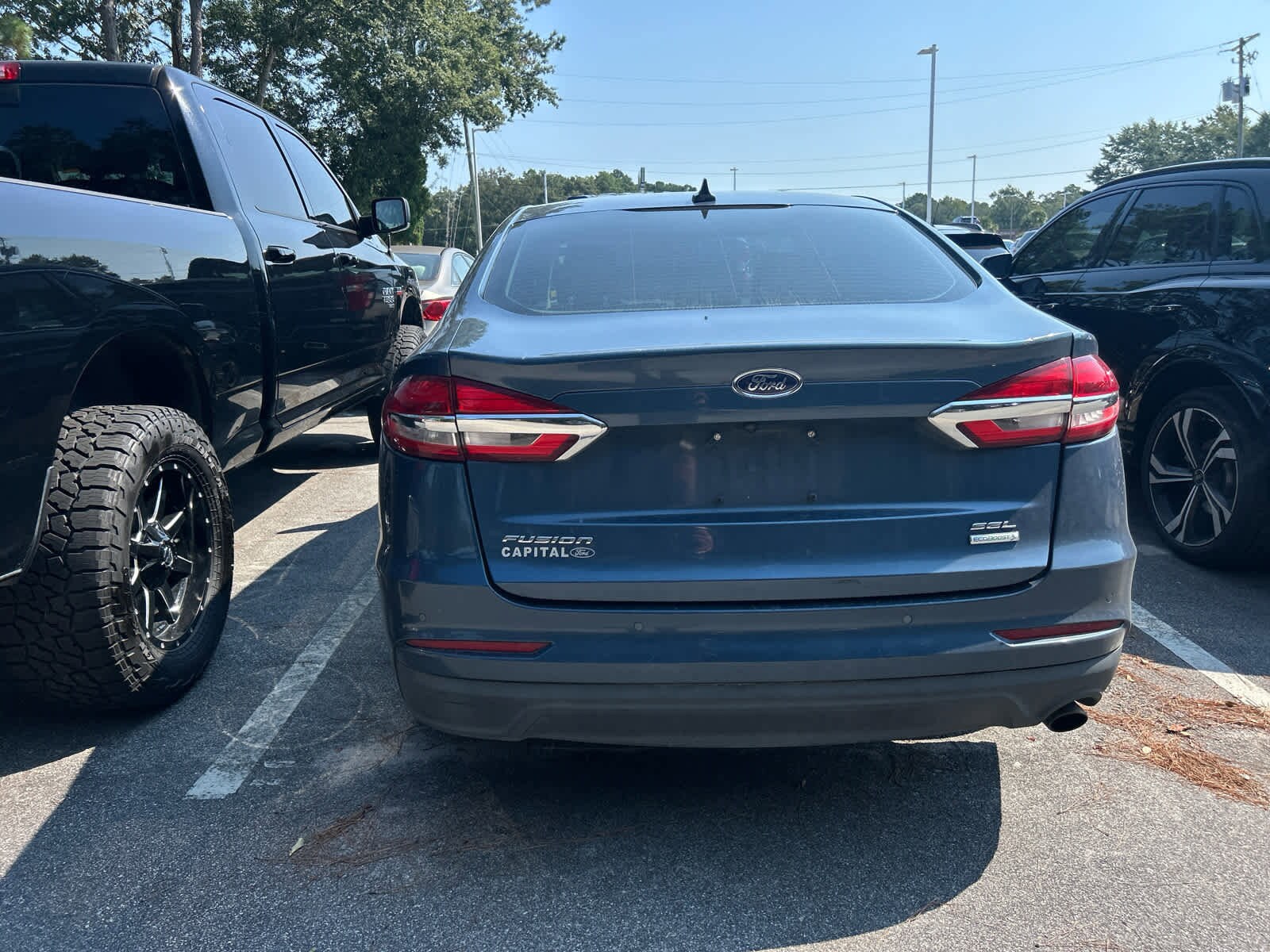 2019 Ford Fusion SEL photo 3