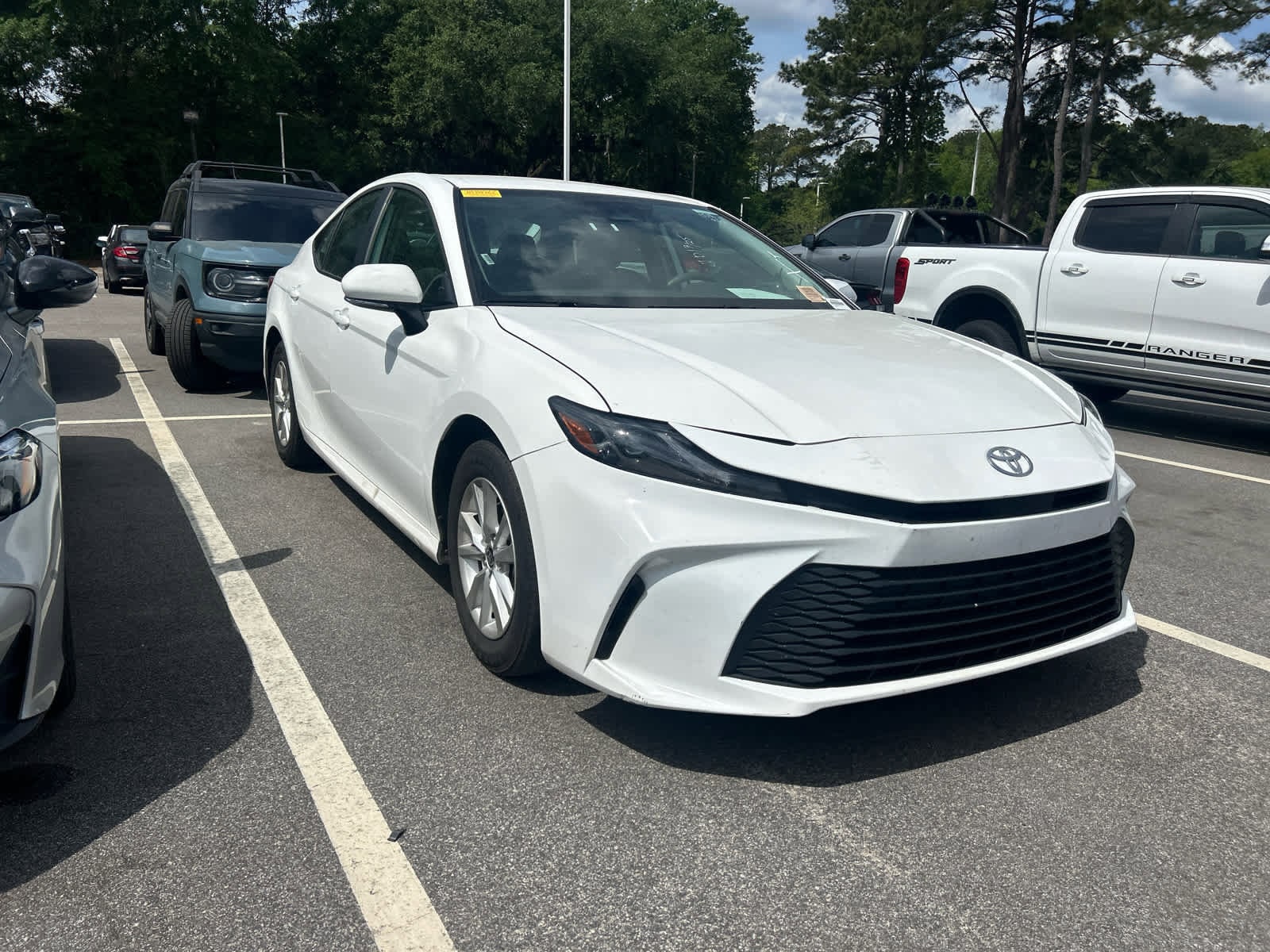 2025 Toyota Camry LE photo 5