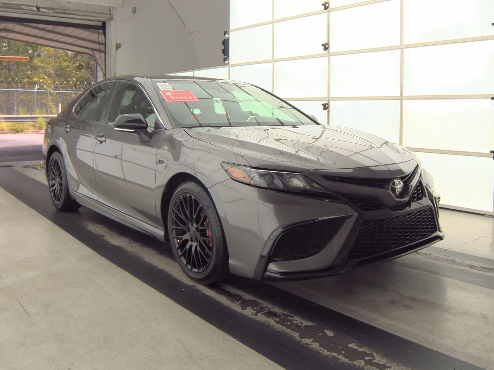 2023 Toyota Camry SE photo 2