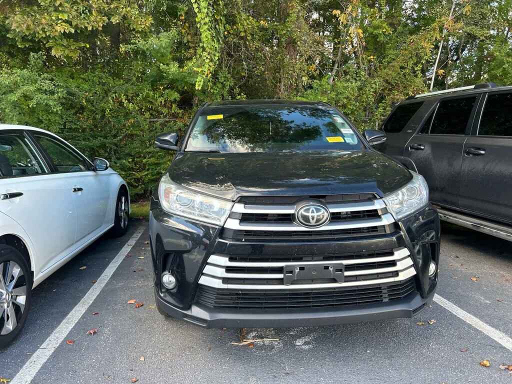 Used 2019 Toyota Highlander LE Plus SUV