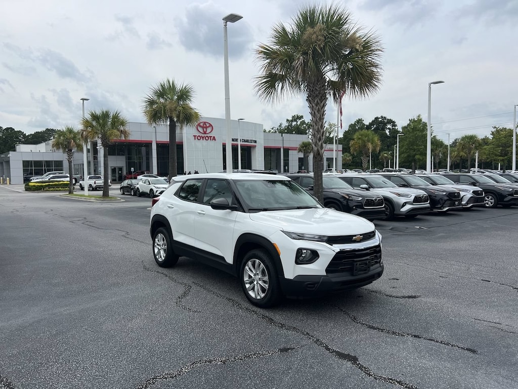 Used 2023 Chevrolet Trailblazer LS SUV