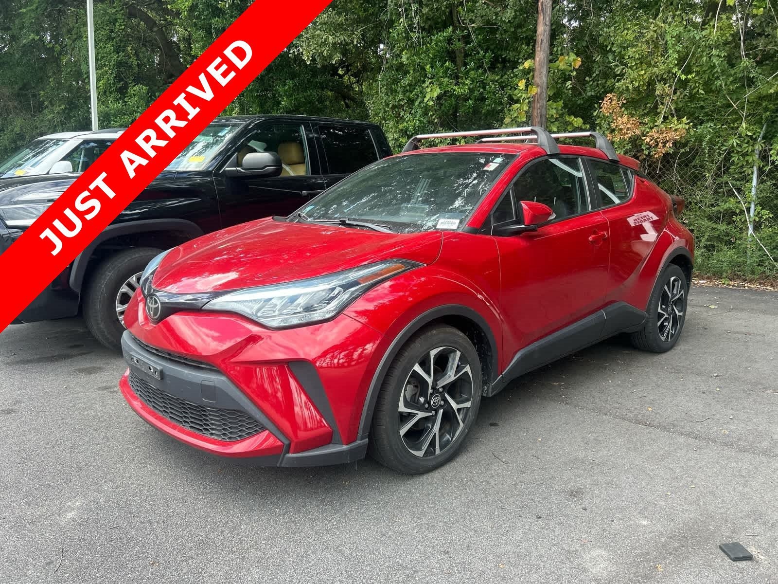 2022 Toyota C-HR XLE