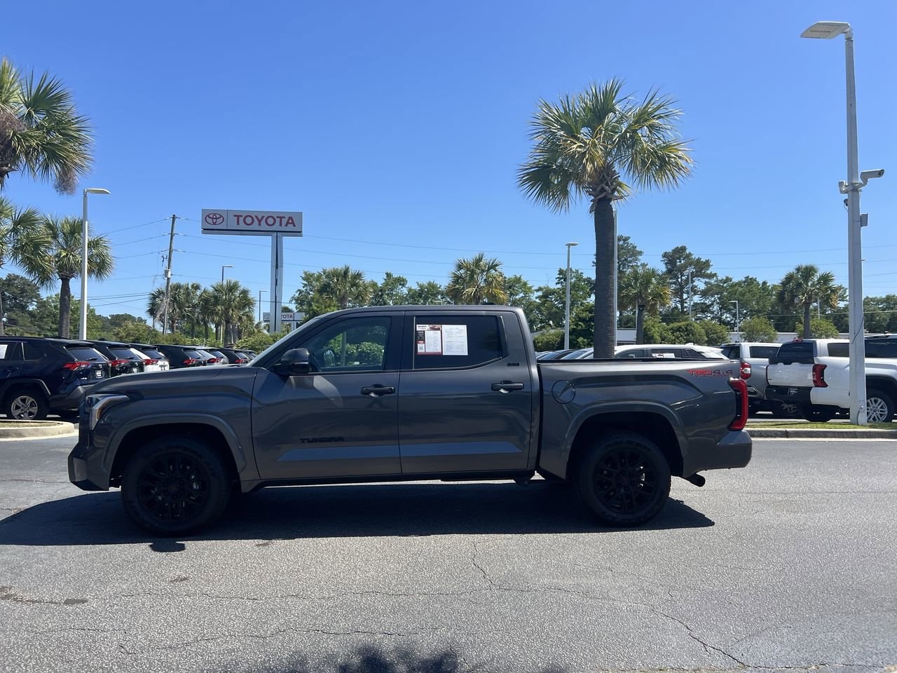2023 Toyota Tundra SR5 photo 5