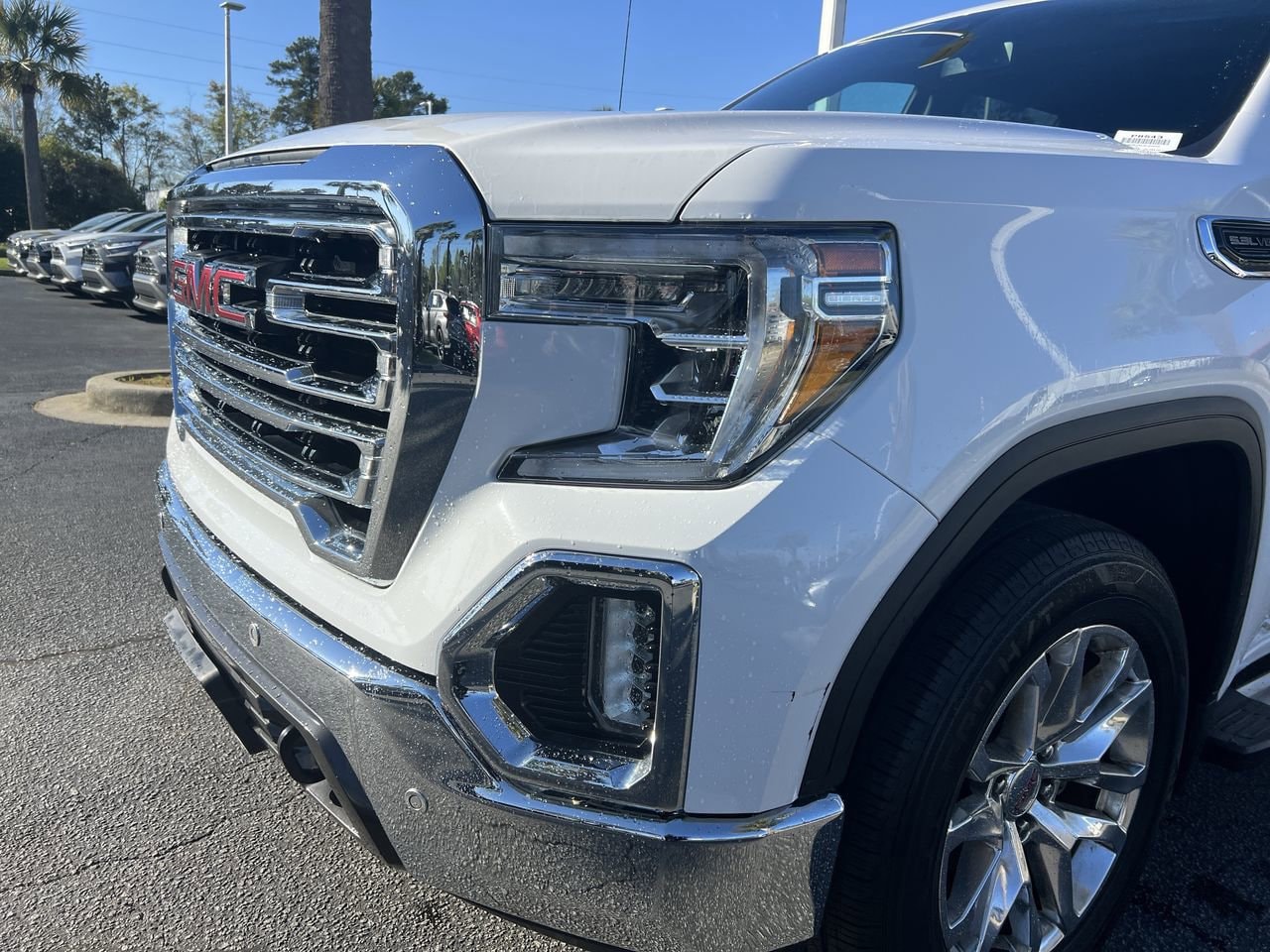 2020 GMC Sierra 1500 SLT photo 4