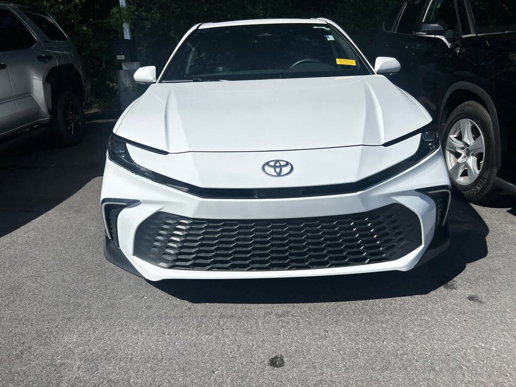 Certified 2025 Toyota Camry SE Sedan