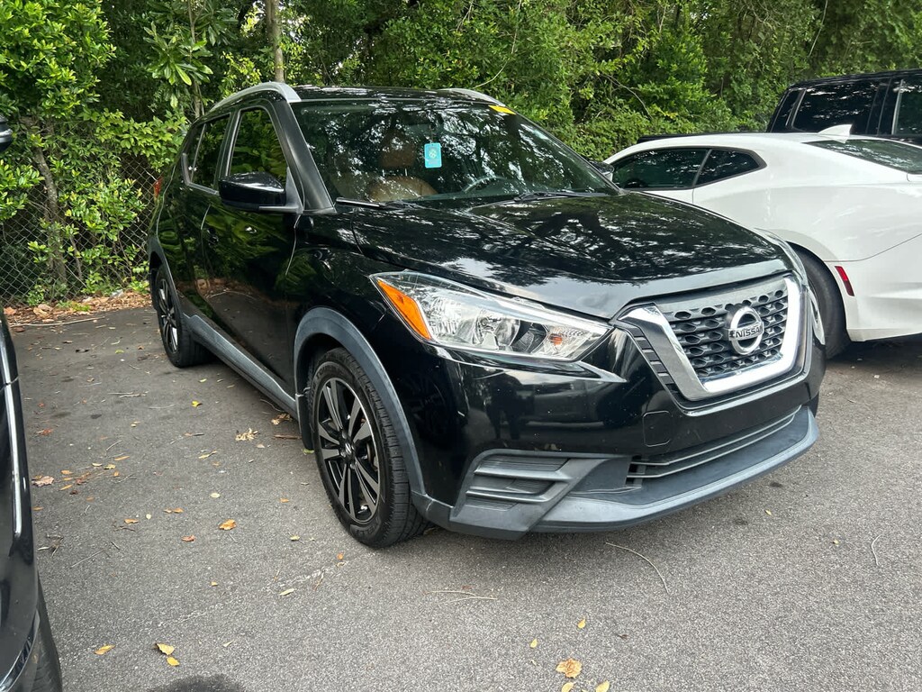 Used 2018 Nissan Kicks SV SUV