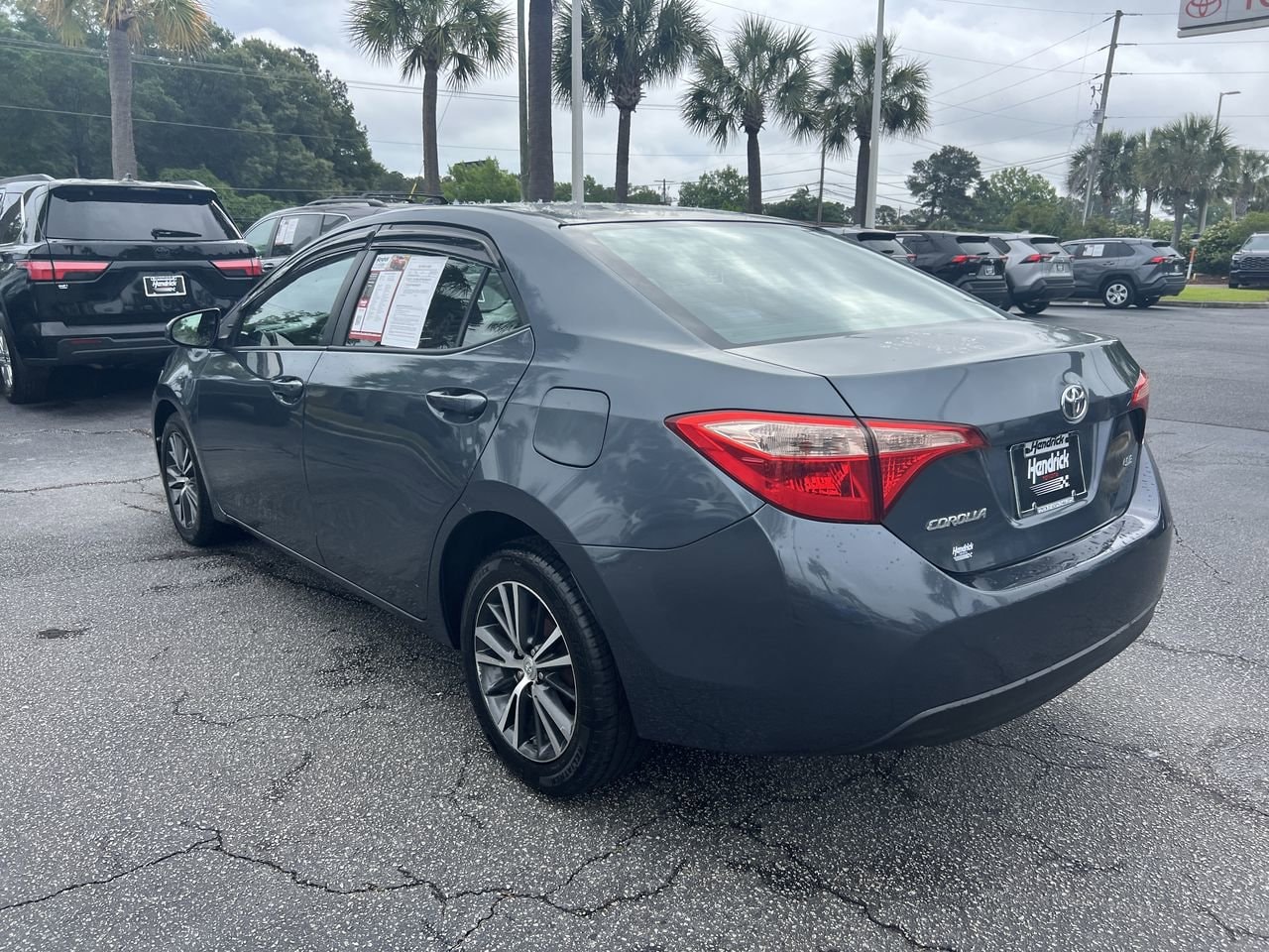 2017 Toyota Corolla LE photo 6