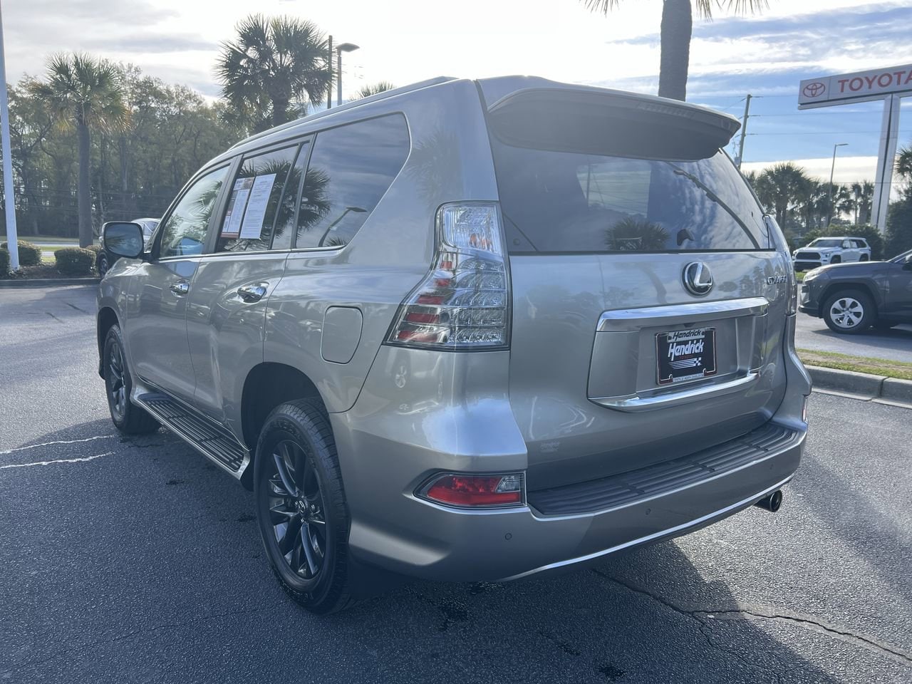 2022 LEXUS GX GX 460 Premium photo 6