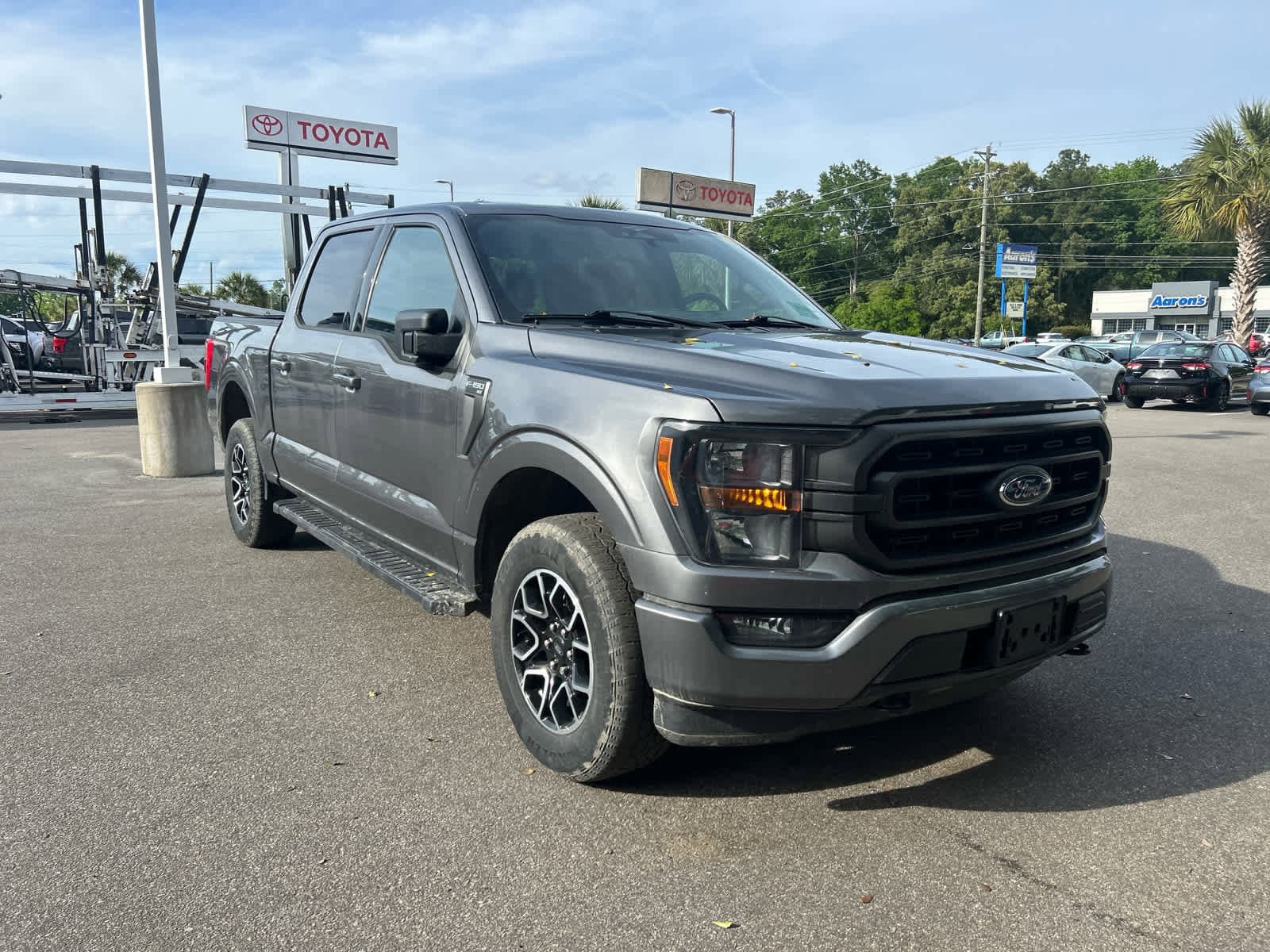 2023 Ford F-150 XLT photo 5