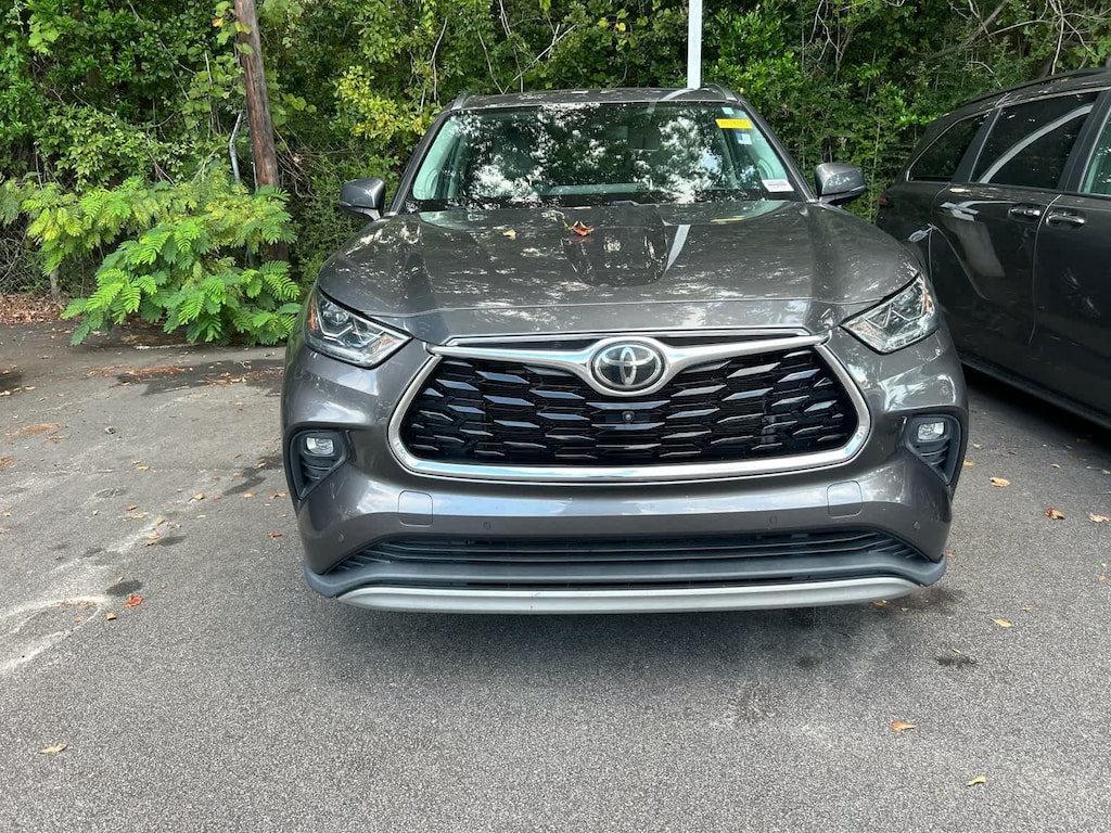 Used 2021 Toyota Highlander Platinum SUV