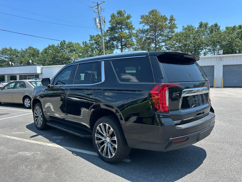 Used 2022 GMC Yukon SLE SUV