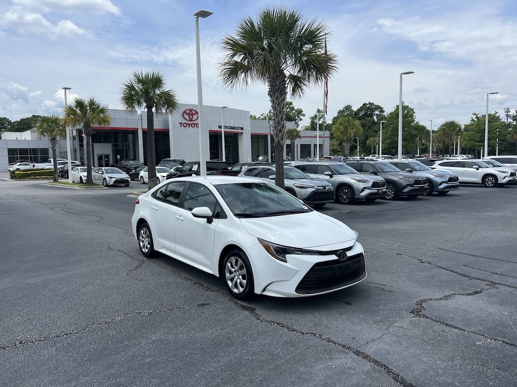Certified 2024 Toyota Corolla LE Sedan