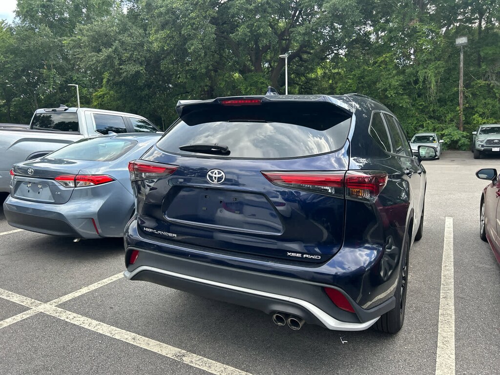 Certified 2025 Toyota Highlander XSE SUV
