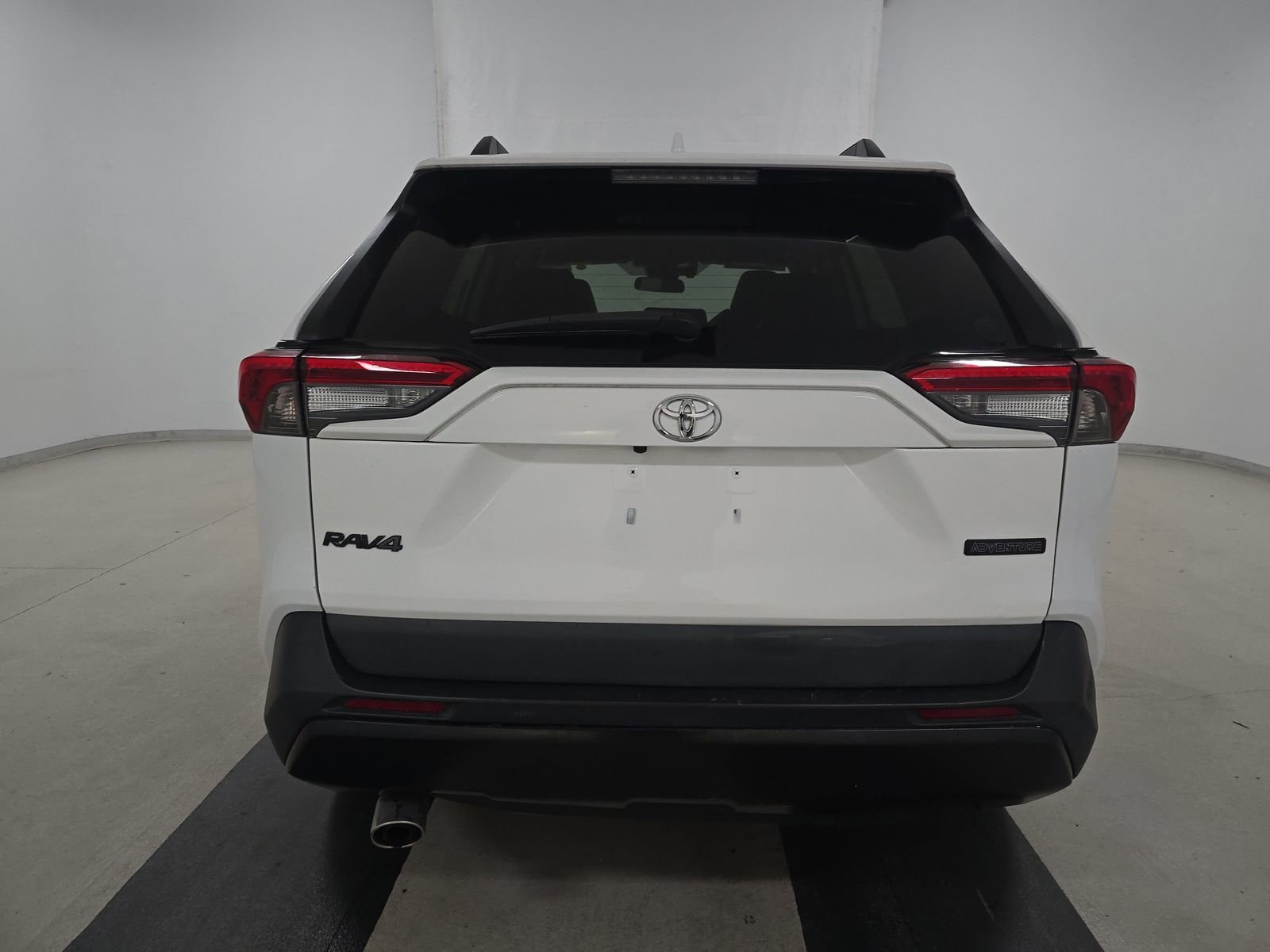 2023 Toyota RAV4 Adventure photo 5