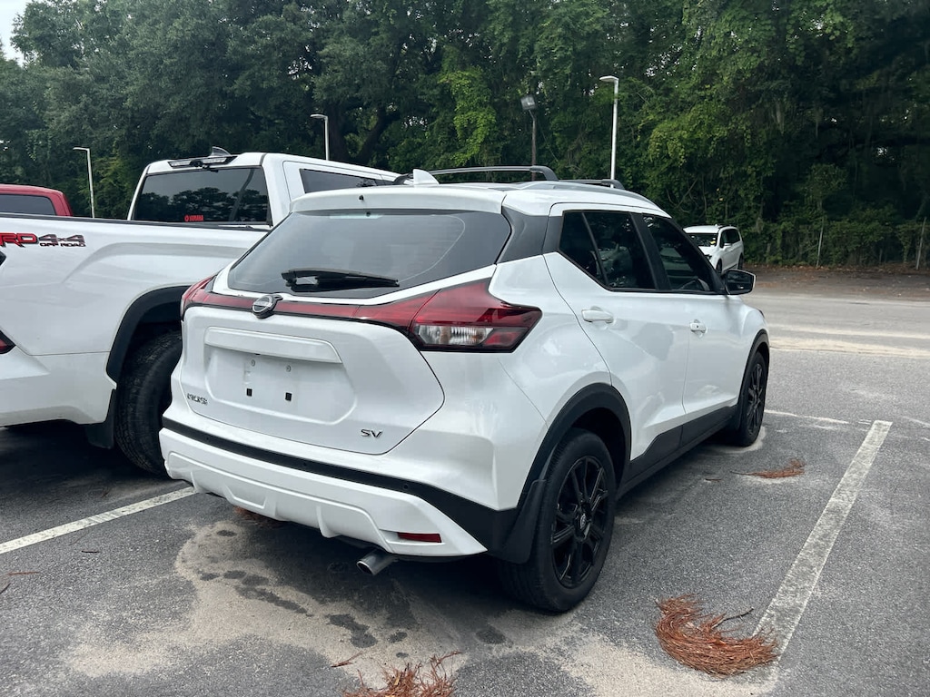 Used 2024 Nissan Kicks SV SUV