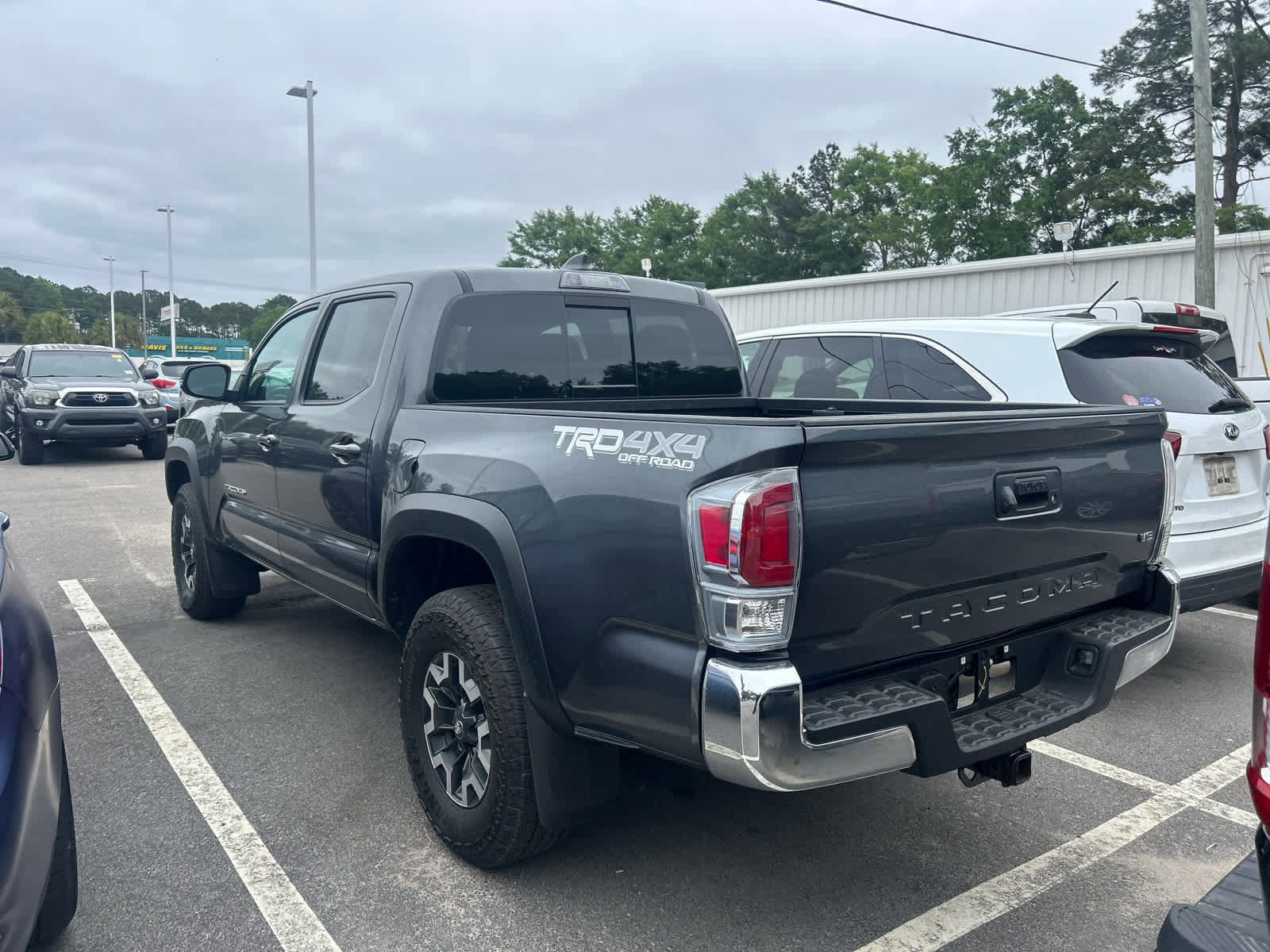 2023 Toyota Tacoma TRD Off Road photo 2