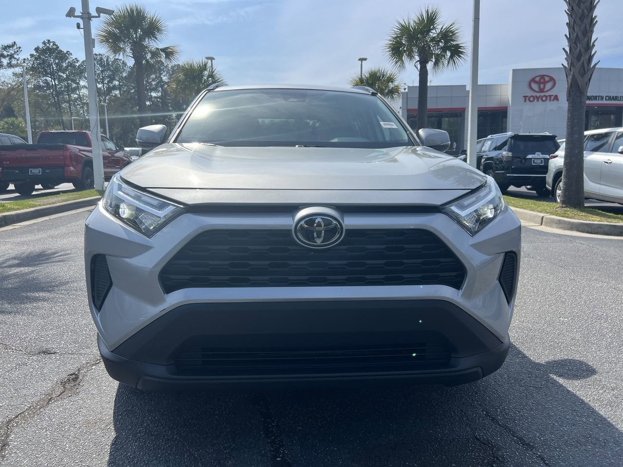 2024 Toyota RAV4 XLE photo 2