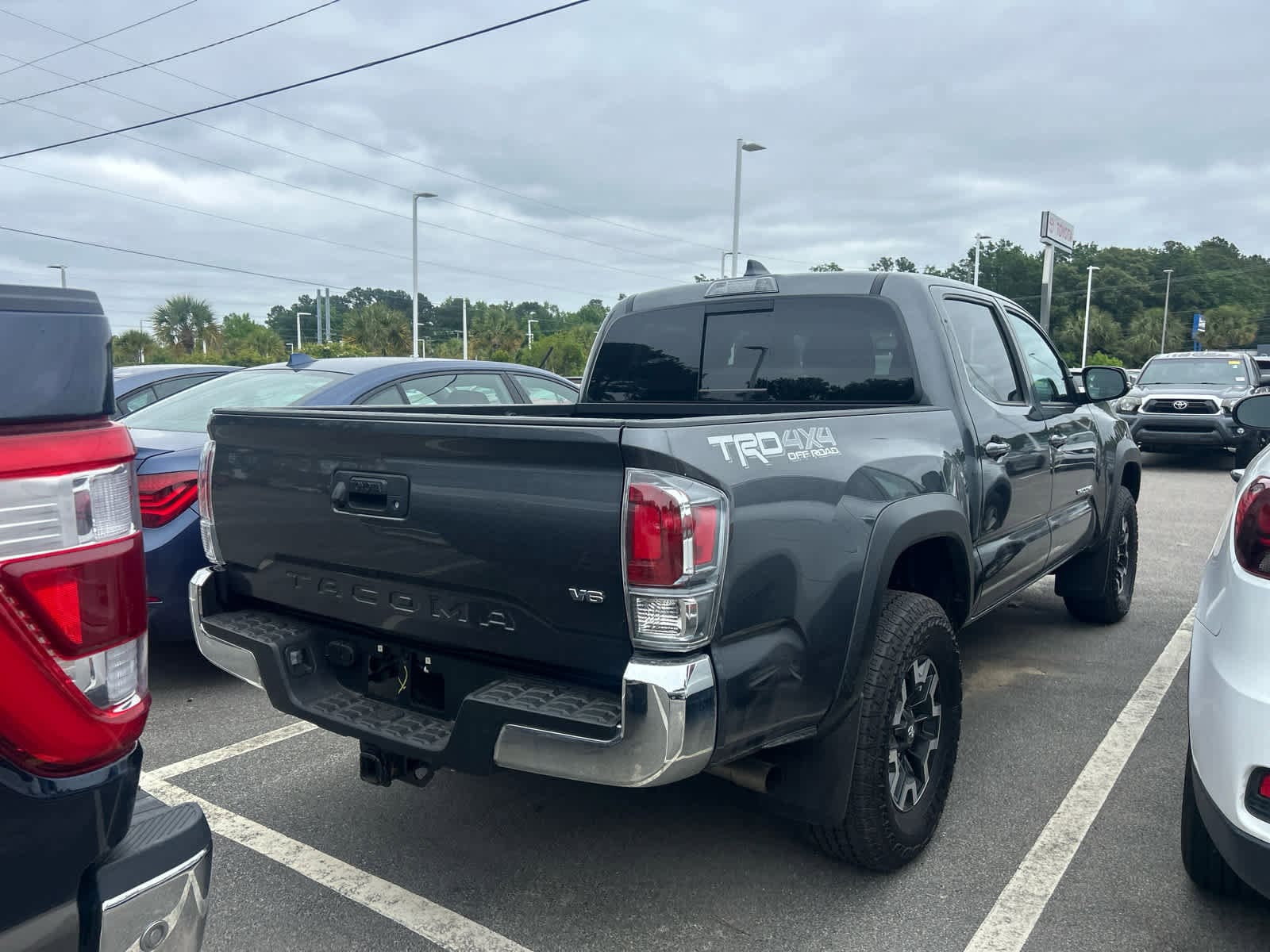 2023 Toyota Tacoma TRD Off Road photo 3