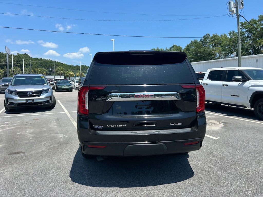 Used 2022 GMC Yukon SLE SUV