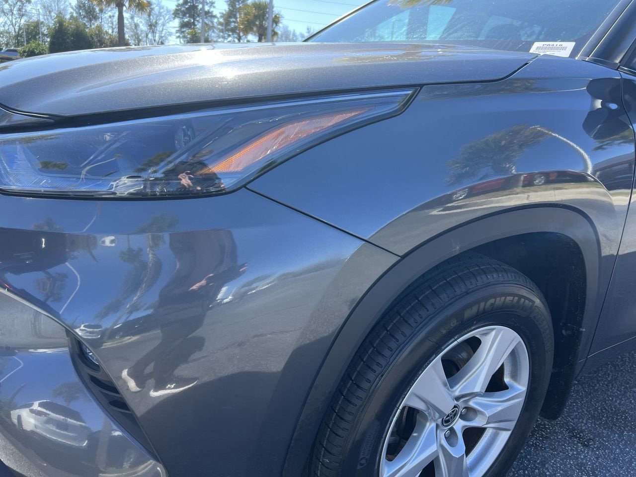 2024 Toyota Highlander LE photo 5