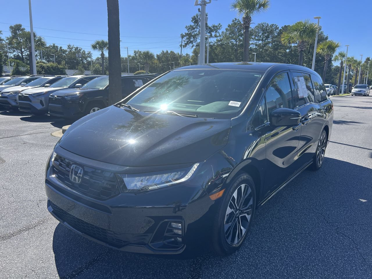 Used 2025 Honda Odyssey Elite Minivan