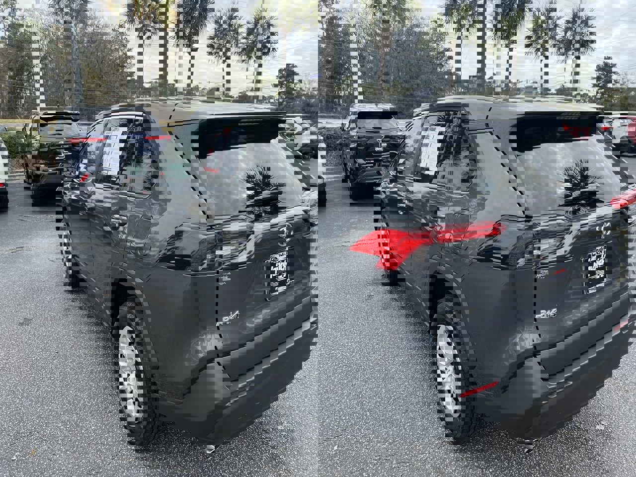 2024 Toyota RAV4 LE photo 3