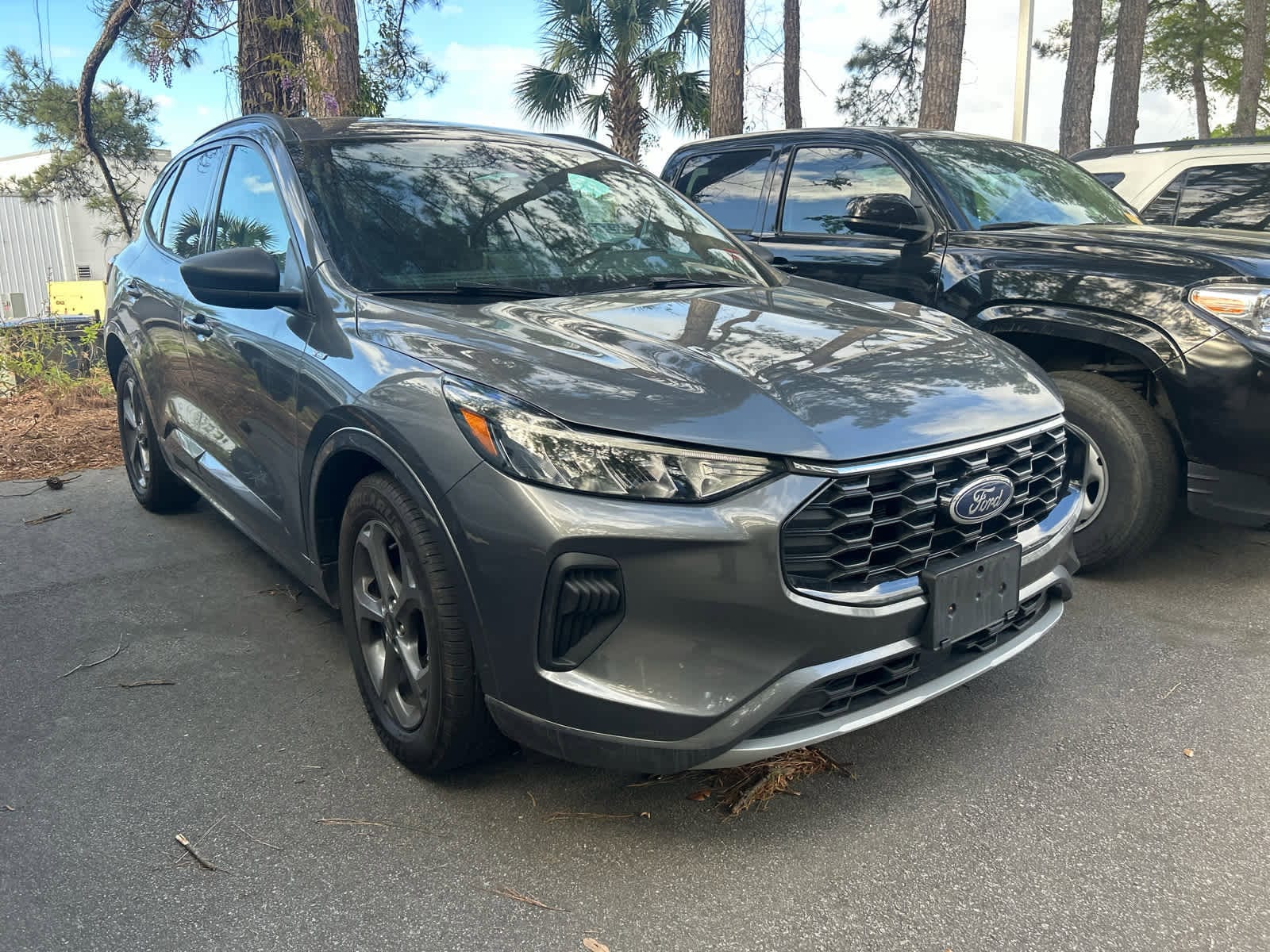 2023 Ford Escape ST-Line photo 3
