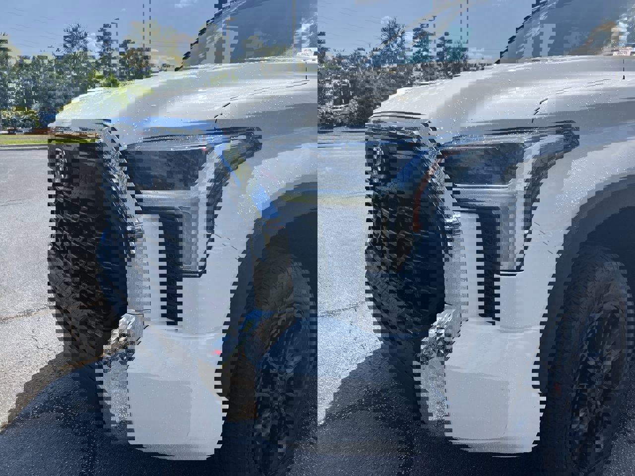 2023 Toyota Tundra SR5 photo 4