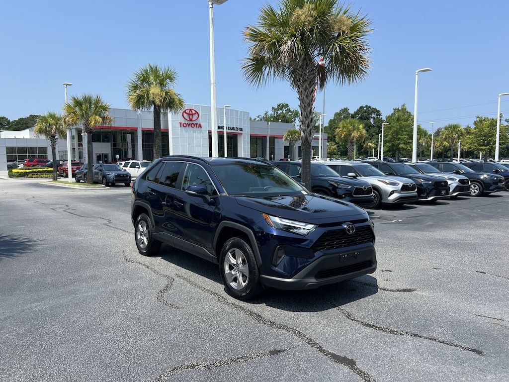 Used 2022 Toyota RAV4 XLE SUV