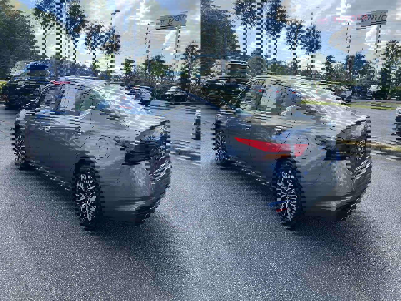 2024 Nissan Altima 2.5 SV photo 3