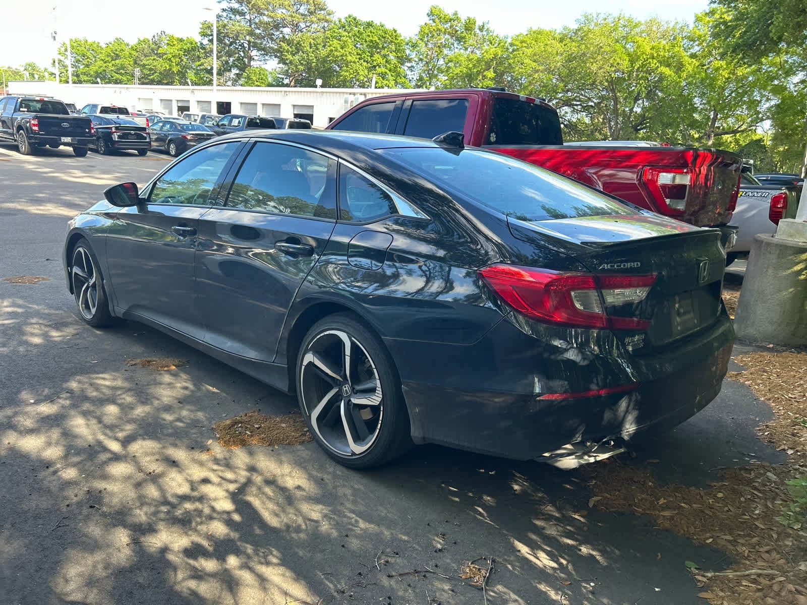 2022 Honda Accord Sport SE photo 2