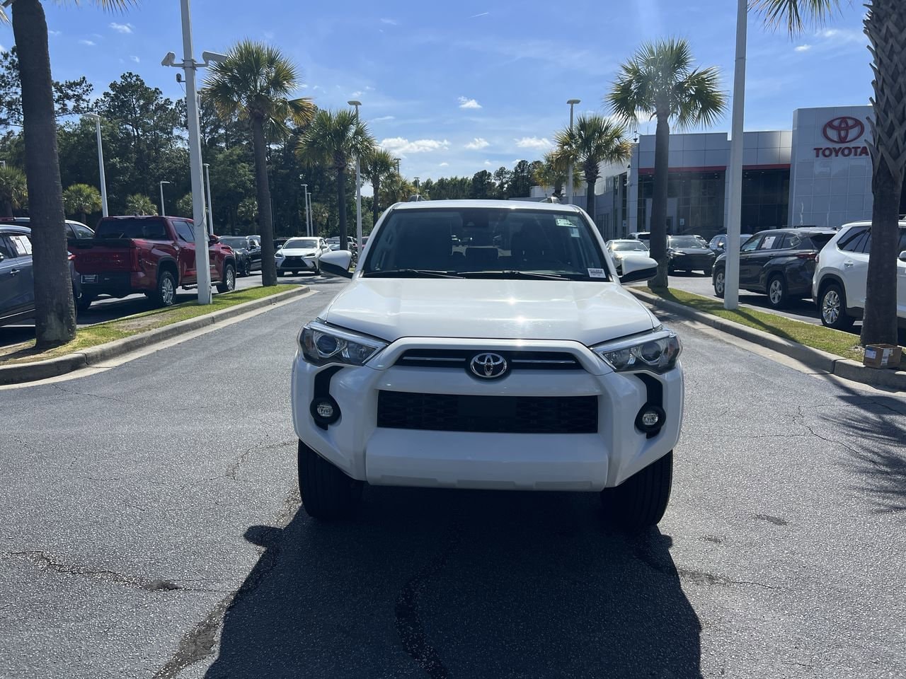 2022 Toyota 4Runner SR5 photo 2