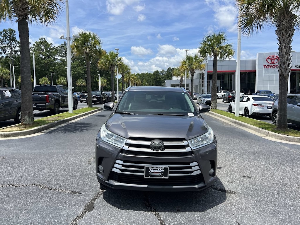Used 2018 Toyota Highlander XLE SUV